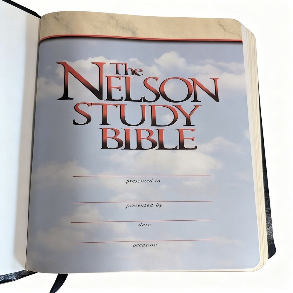 The Nelson Study Bible Complete Study System NKJV 2885 Bonded Leather with Case - Picture 2 of 10